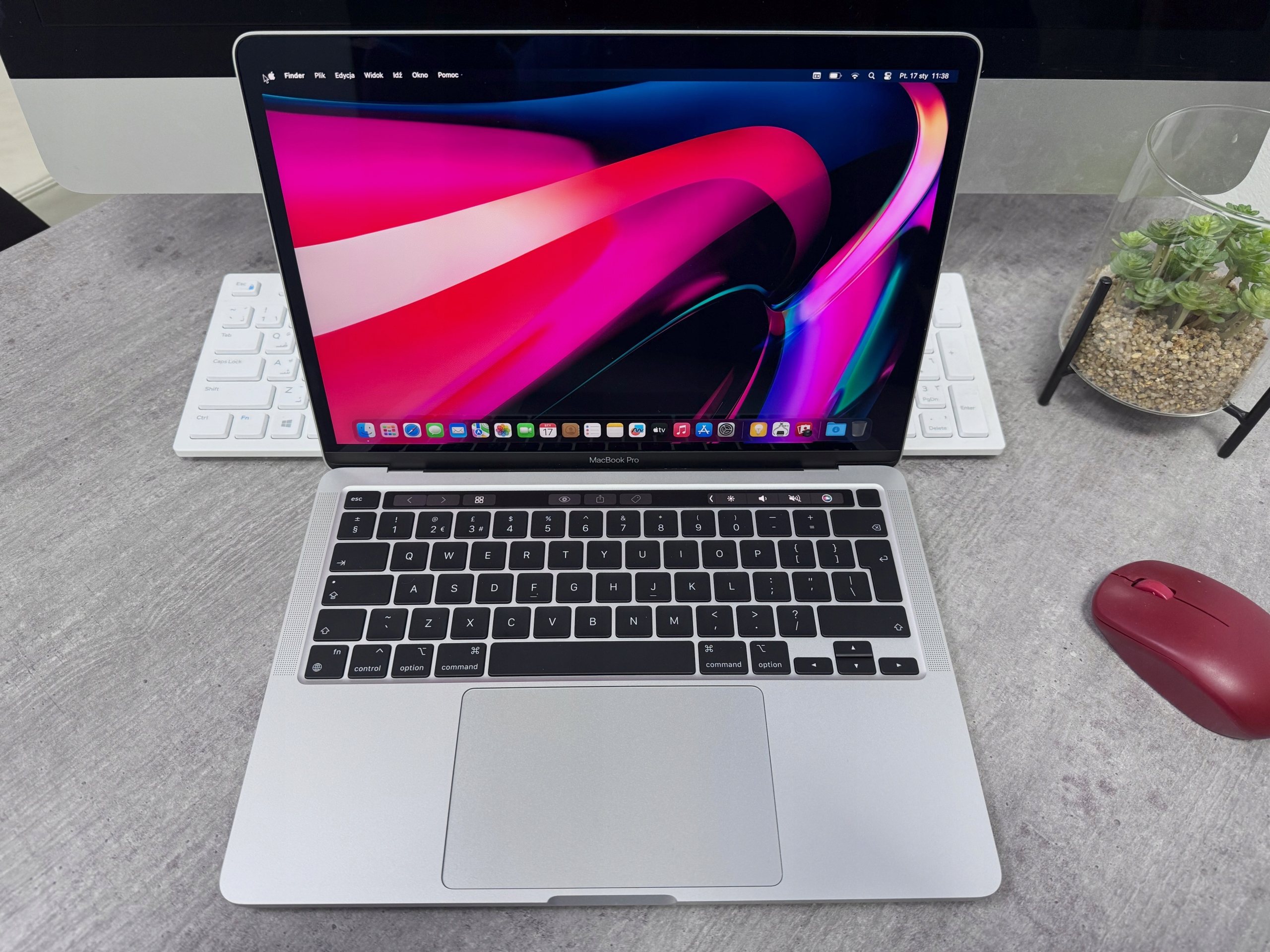 MacBook Pro シルバー　256GB Laptop Apple MacBook Pro 13,3 Touch Bar i5 256GB Srebrny