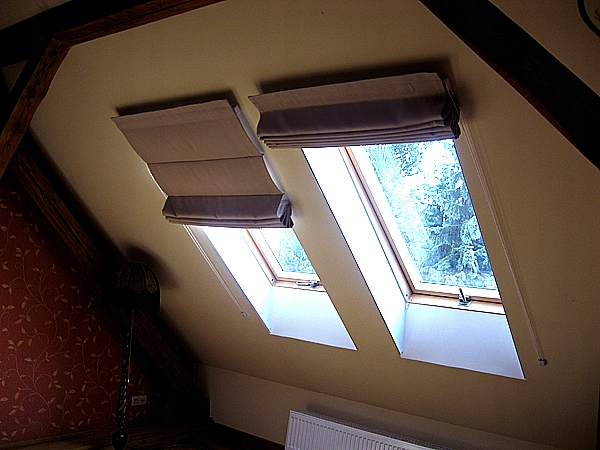 Roleta Rzymska Dachowa na Wymiar 12 Kolorów