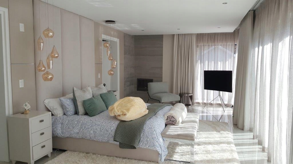 Karnisz Elektryczny SOMFY Movelite 35 751-800 cm.