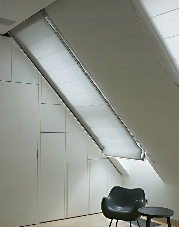 Roleta Rzymska Dachowa na Wymiar 12 Kolorów