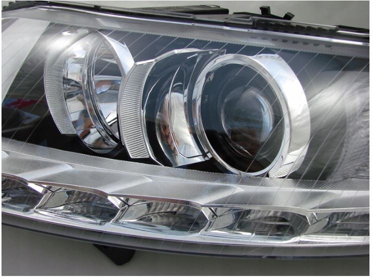 LAMPY REFLEKTORY DO  AUDI A6 C6 OD 2004 DO 2008 LED do DZIENNEJ Bi -XENON
