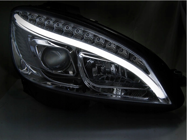 LAMPY REFLEKTORY Do MERCEDES W204 C-KLASA Od 2007 Do 2010 Roku CHROME LED