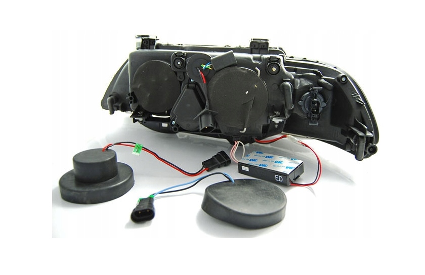 LAMPY REFLEKTORY DO BMW E39 OD 1995 DO 2000 Roku BIAŁE RINGI CCFL H7 GRATIS