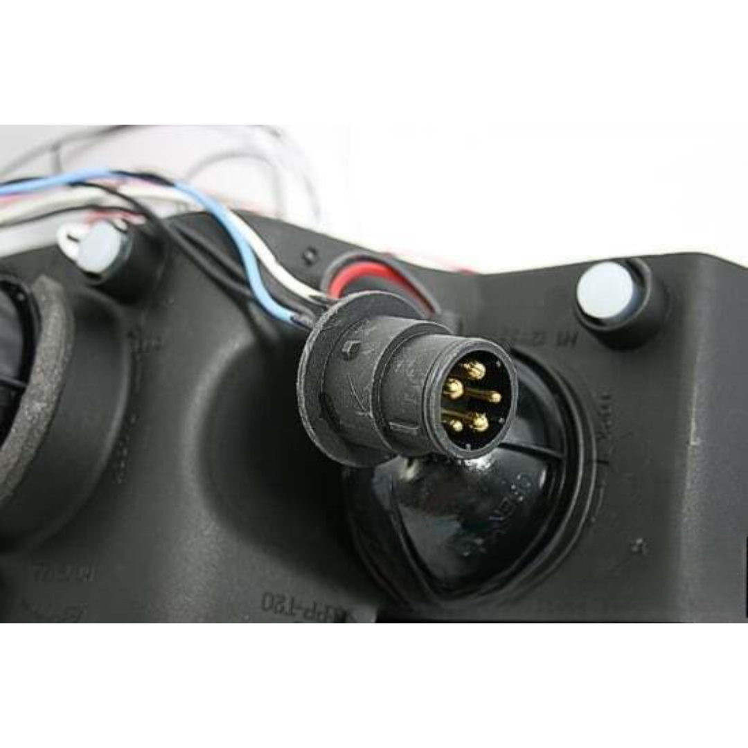 LAMPY REFLEKTORY AUDI A3 1996 2000 Rok SOCZEWKI Nowe ŻARÓWKI GRATIS !