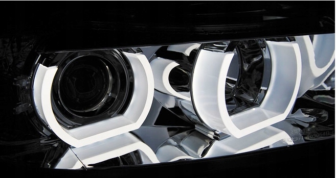 Lampy Reflektory BMW E90/E91 05-08 LED 3D XENON