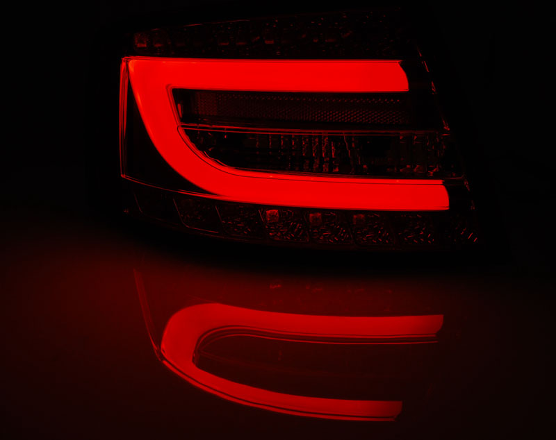 LAMPY TYLNE DO AUDI A6 C6 4F SEDAN OD 2004 DO 2008 Roku LED BAR RED 7 PIN !