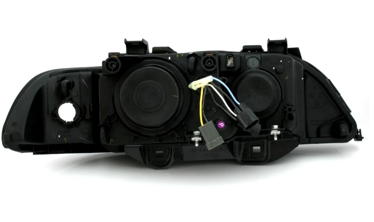 Nowe Lampy Reflektory Do BMW e39 OD 1995 DO 2003 SOCZEWKIK RINGI H7 ATEST