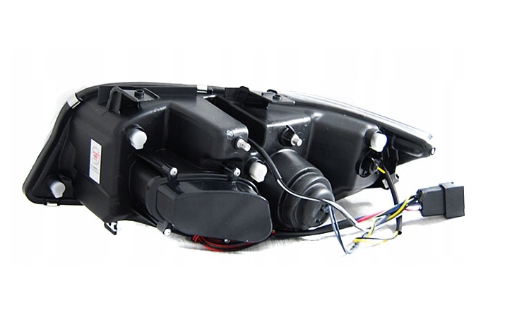 Lampy Reflektory BMW E90/E91 05-08 Ringi Soczewki