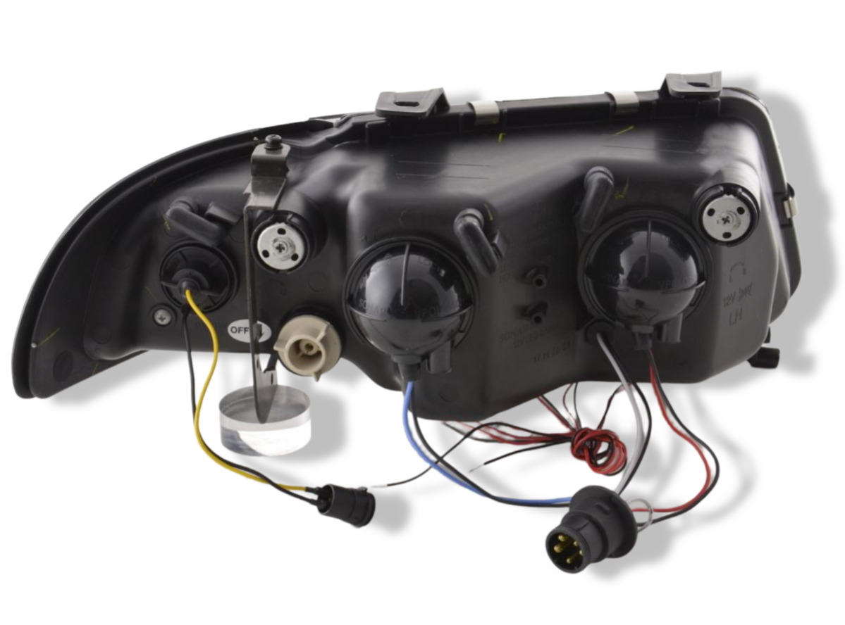 Nowoczesne LAMPY REFLEKTORY SOCZEWKOWE DO AUDI A4 OD 1994 DO 1998  NOWE