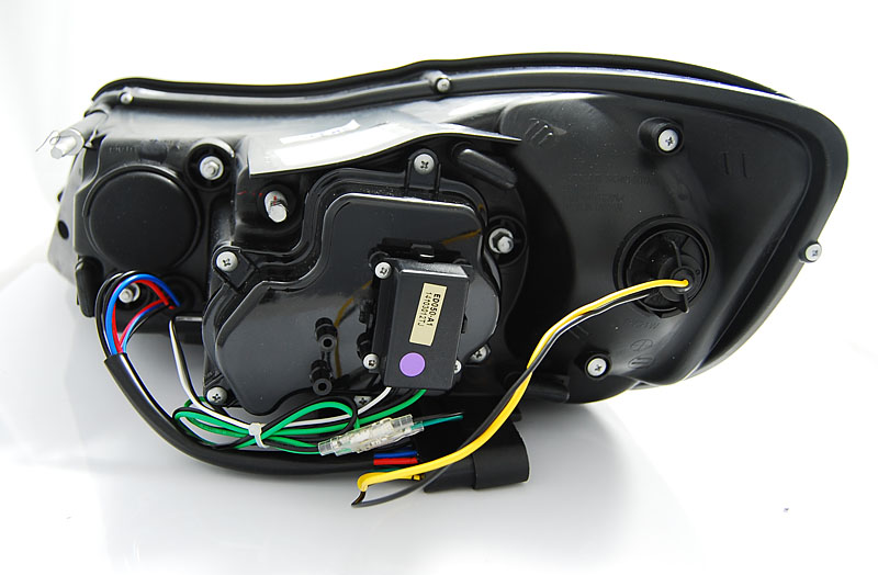 LAMPY REFLEKTORY SKODA OCTAVIA II 09-12 DAYLIGHT BLACK LED