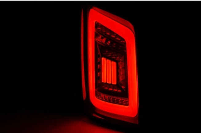 LAMPY DIODOWE VW TRANSPORTER T5 03-15 DYNAMIC LED