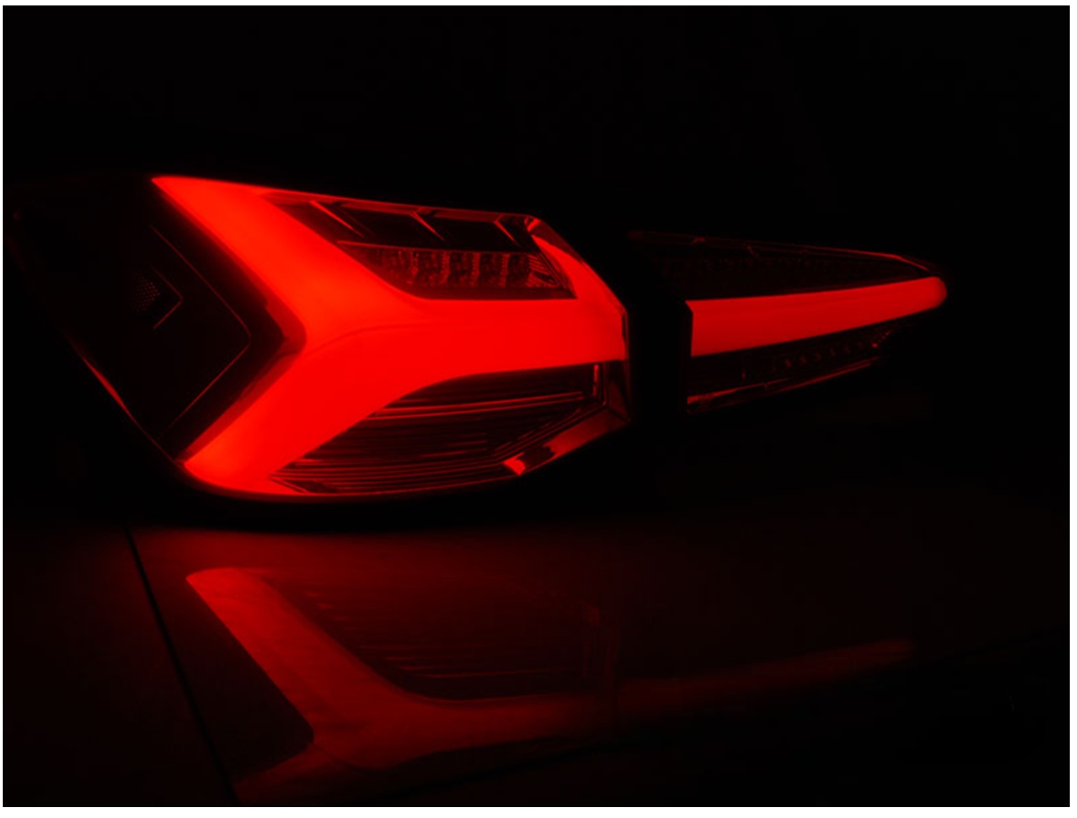 LAMPY DIODOWE RED SMOKE FORD FOCUS 4 2018-2021 DYNAMICZNE KIERUNKOWSKAZY