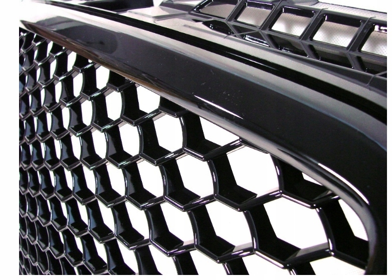 Grill Atrapa Audi A3 8P od 2005 do 2008 Roku  RS LOOK POŁYSK