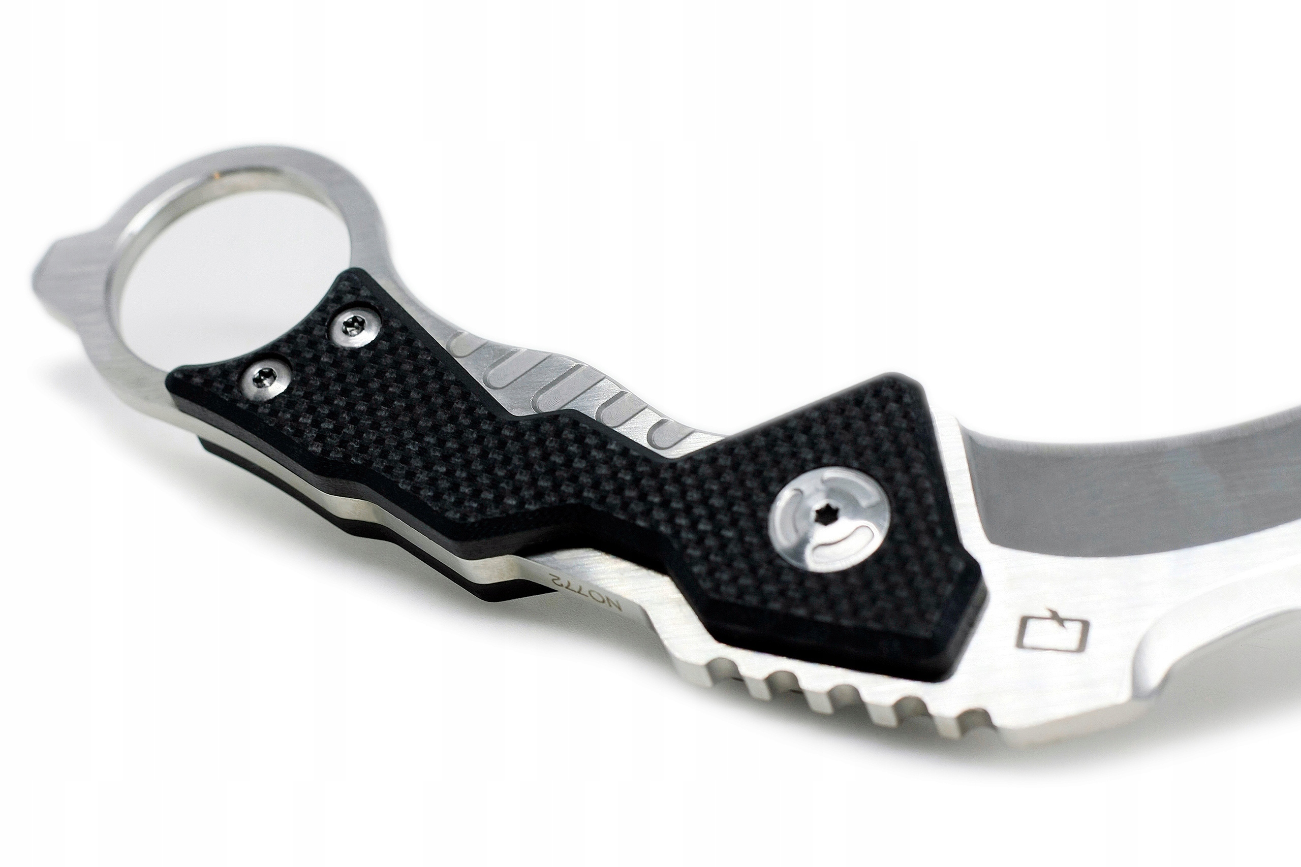 Karambit taktyczny nóż stal D2 etui EDC Q Pazur