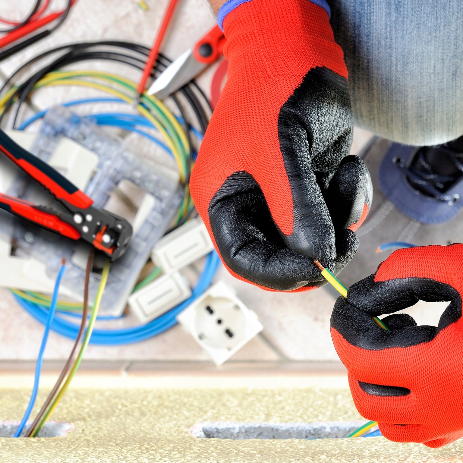 ŚCIĄGACZ IZOLACJI AUTOMATYCZNE SZCZYPCE KABLI PRZEWODÓW ZACISKARKA 3W1