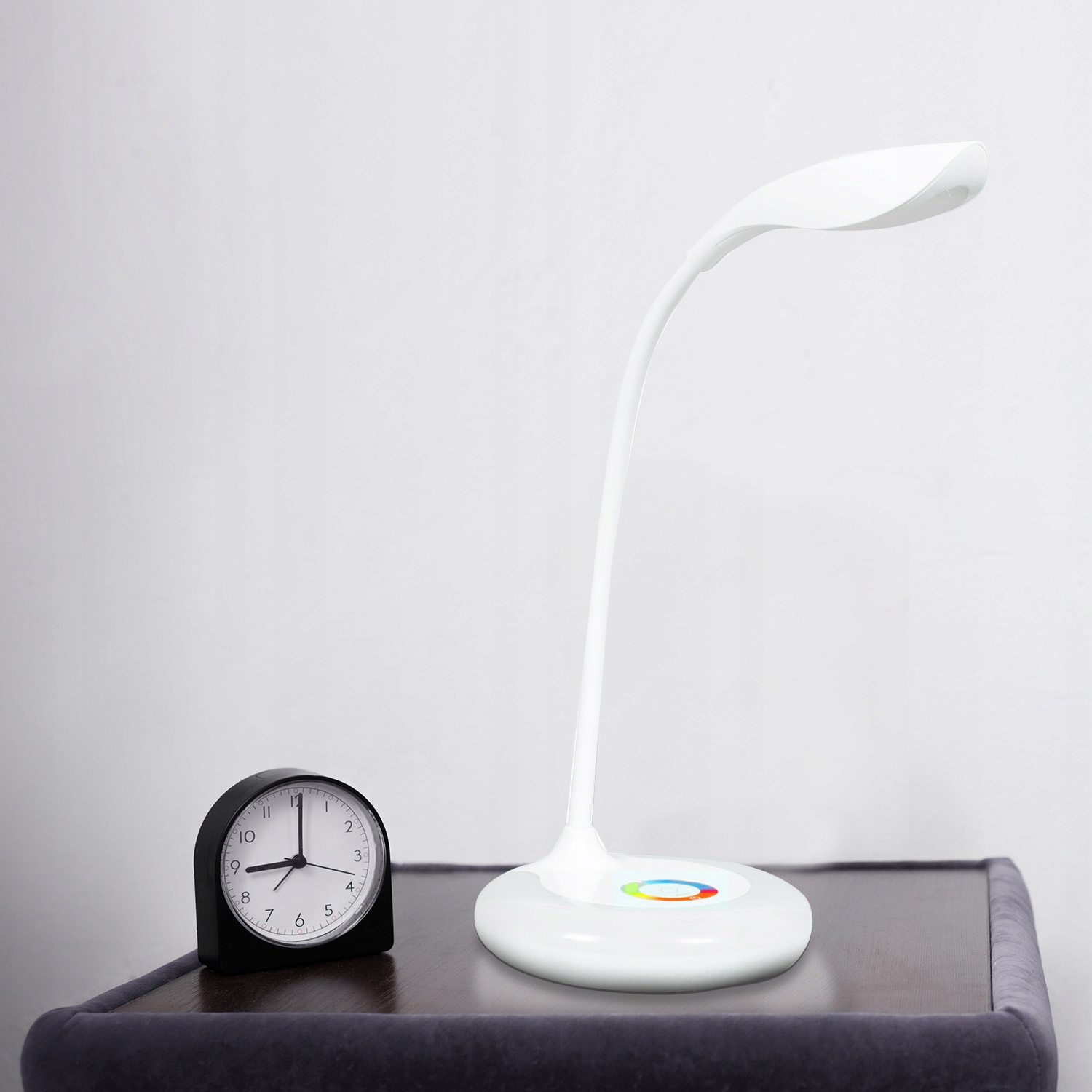 LAMPKA BIURKOWA LED 889