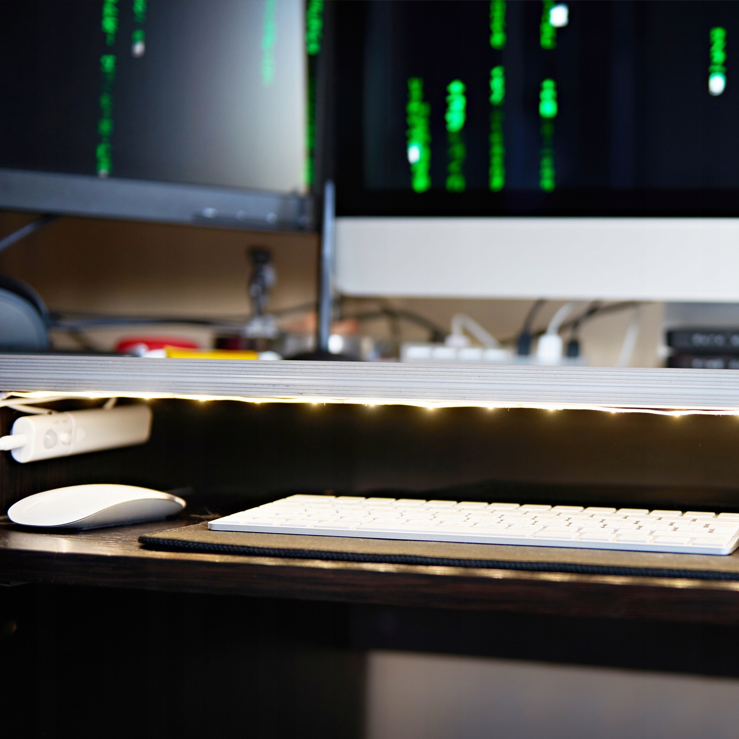 Oprawa meblowa z czujnikiem LED CORREA 3,4W barwa CIEPŁOBIAŁA