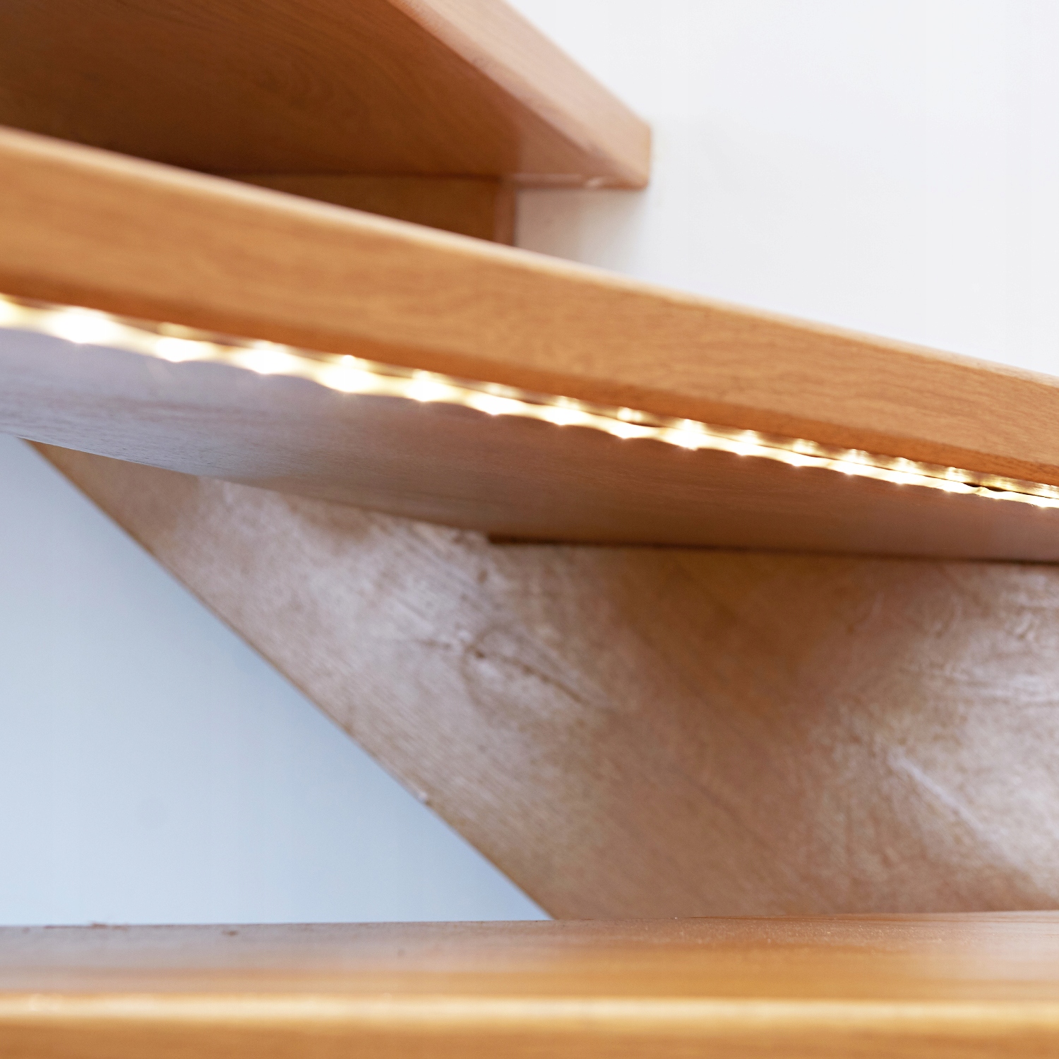 Oprawa meblowa z czujnikiem LED CORREA 3,4W barwa CIEPŁOBIAŁA