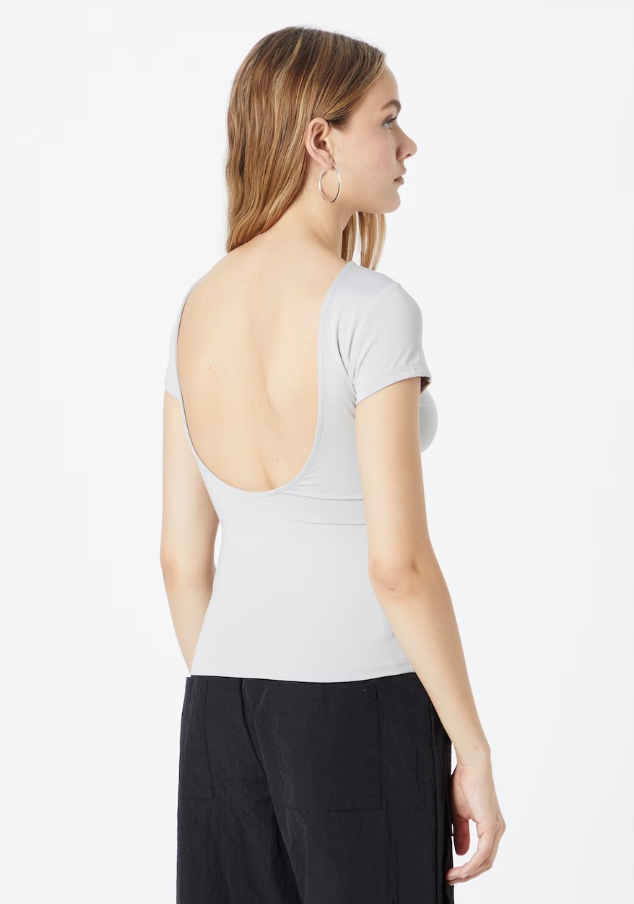WEEKDAY OPEN BACK TSHIRT XL