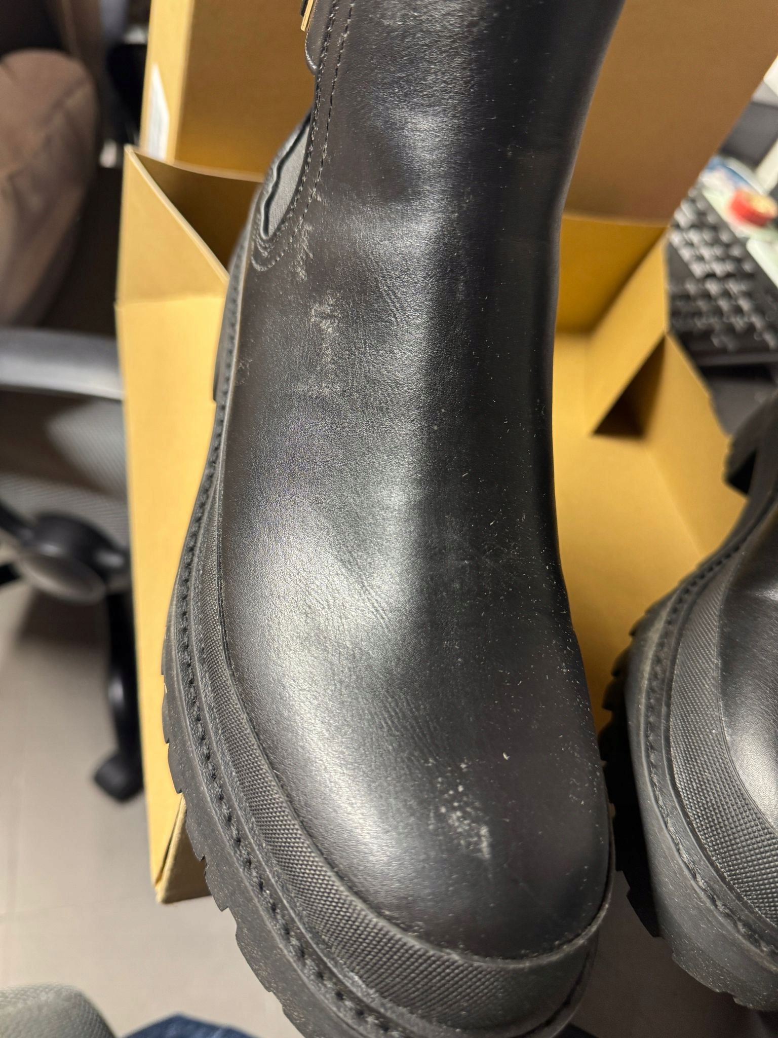 Guess Botki Bensly FLFBEN ELE10 Czarny