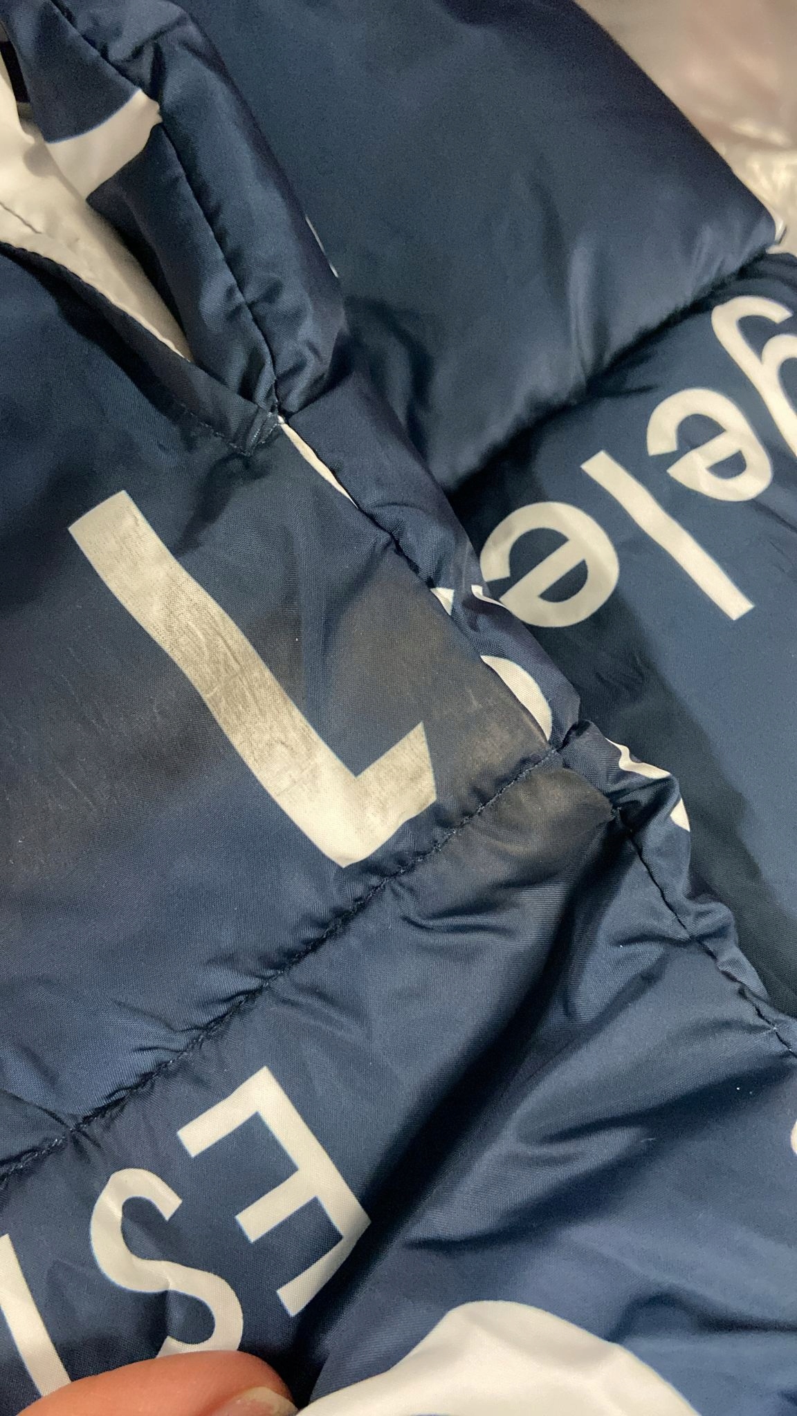 Guess Kurtka puchowa H4BJ05 WCFM0 Niebieski Regular Fit 16Y