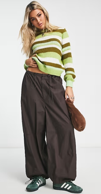 PIECES Zielony sweter w paski Fire & Glory S