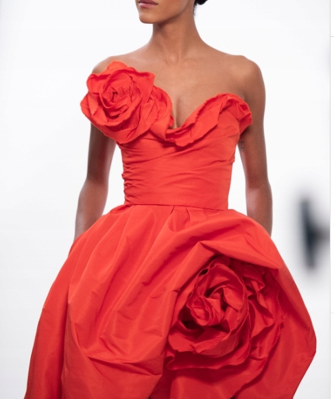 MARCHESA suknia bez ramiączek z rzeźbionym wzorem Rose Faille ( S-M )