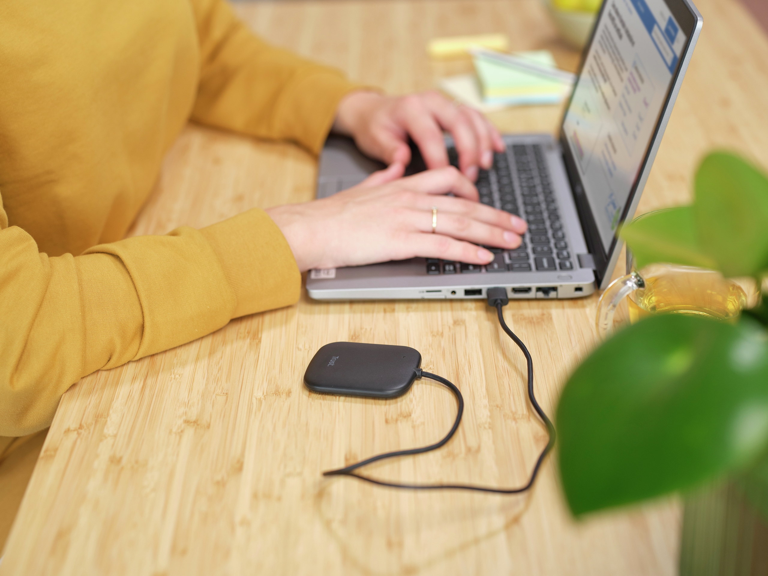 TRUST CETO CZYTNIK KART NFC CZARNY