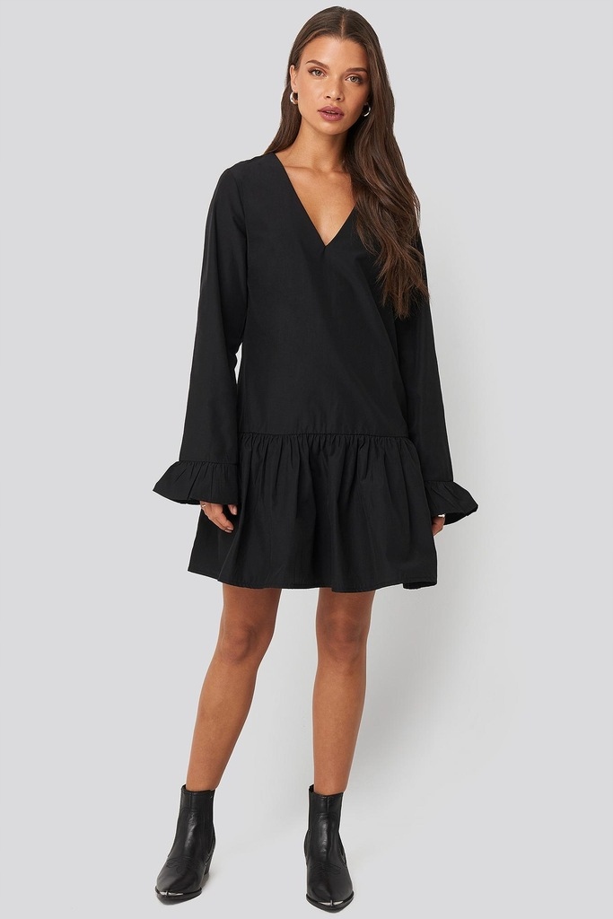 Sukienka czarny mini NA-KD 32