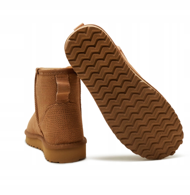 Liu Jo Skórzane śniegowce JIL 02 - ANKLE BOOT PERFORATED COW SUEDE SAND R38