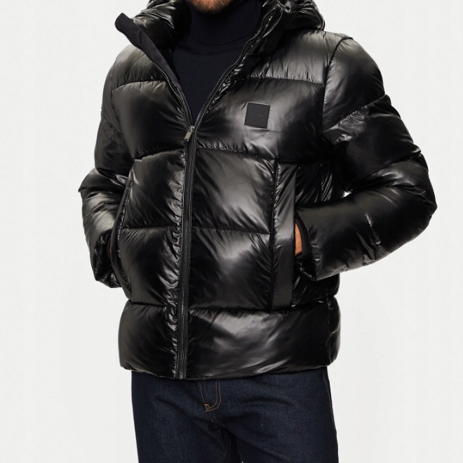 Calvin Klein Kurtka zimowa K10K113721 Czarny Regular Fit L