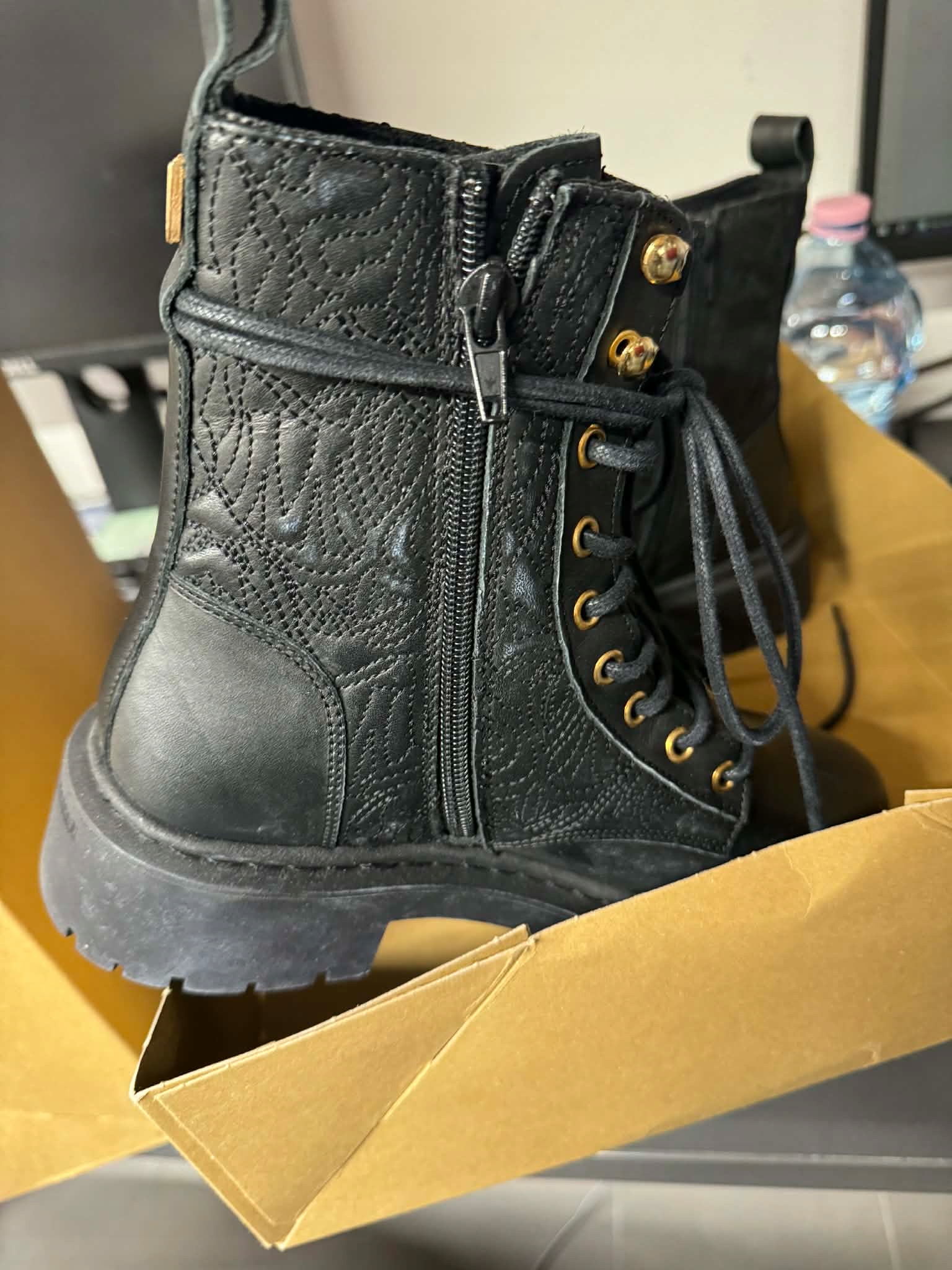 Botki sznurowane STEVE MADDEN GRAZIER R37