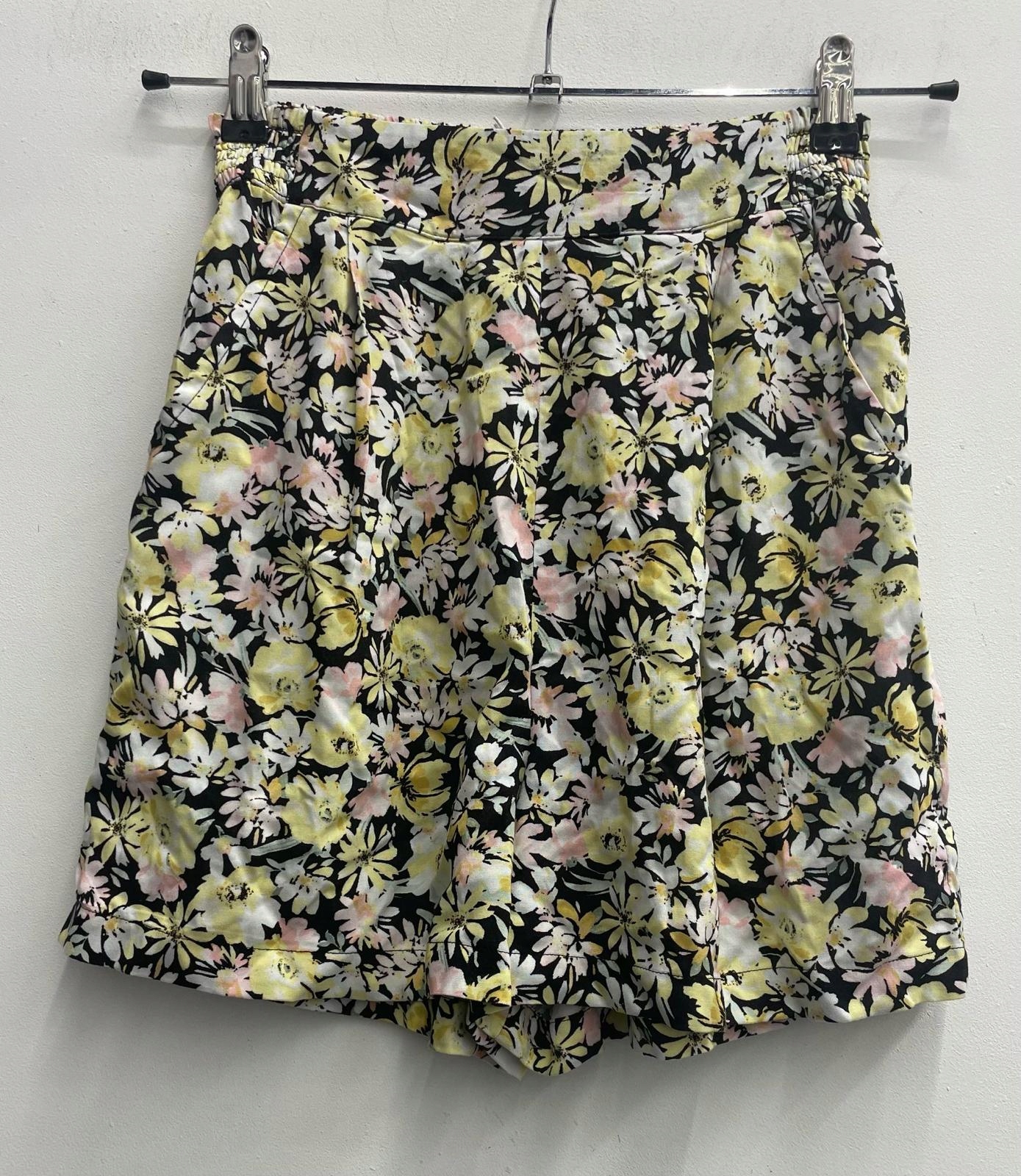 GINATRICOT AYDEN TSHORTS ROZMIAR 34