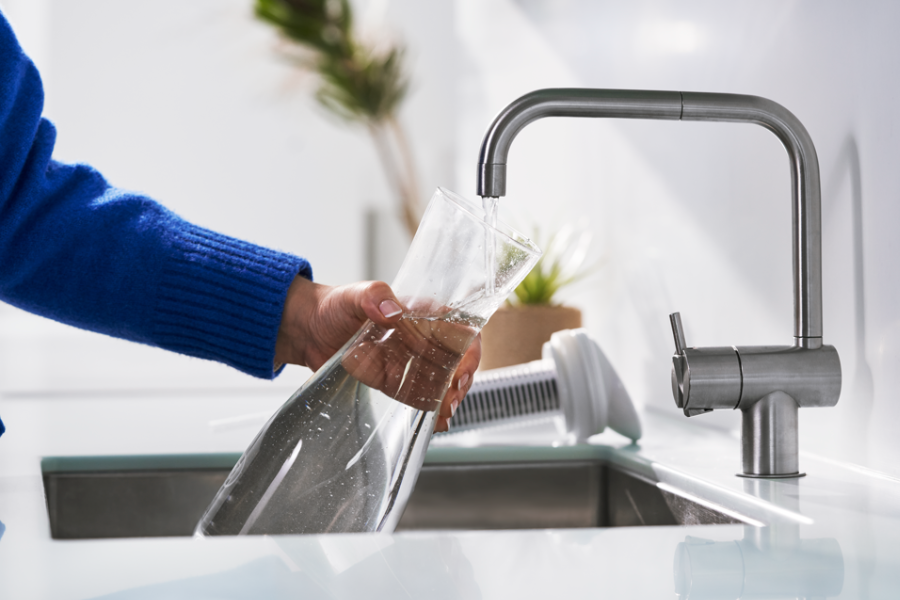 tappwater biały dzbanek filtrujący wodę kranową