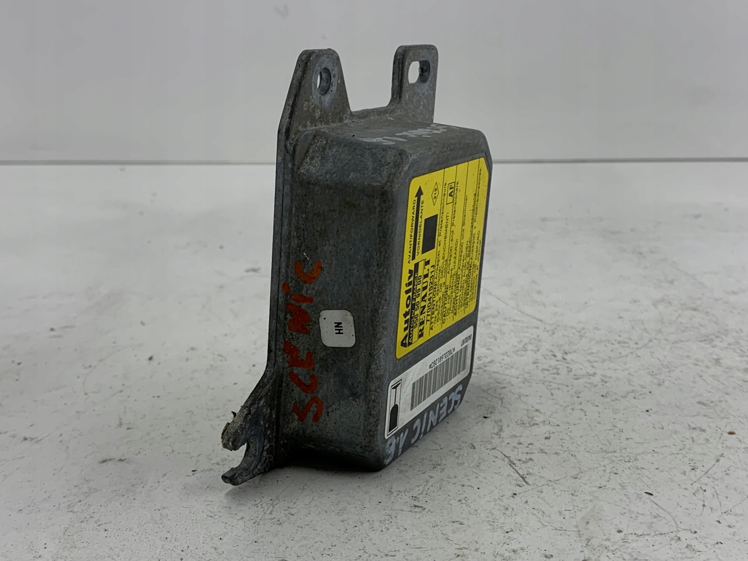 Dodatkowe zdjęcie używanej części: RENAULT SCENIC I SENSOR MODUŁ AIRBAG 7700415231J
