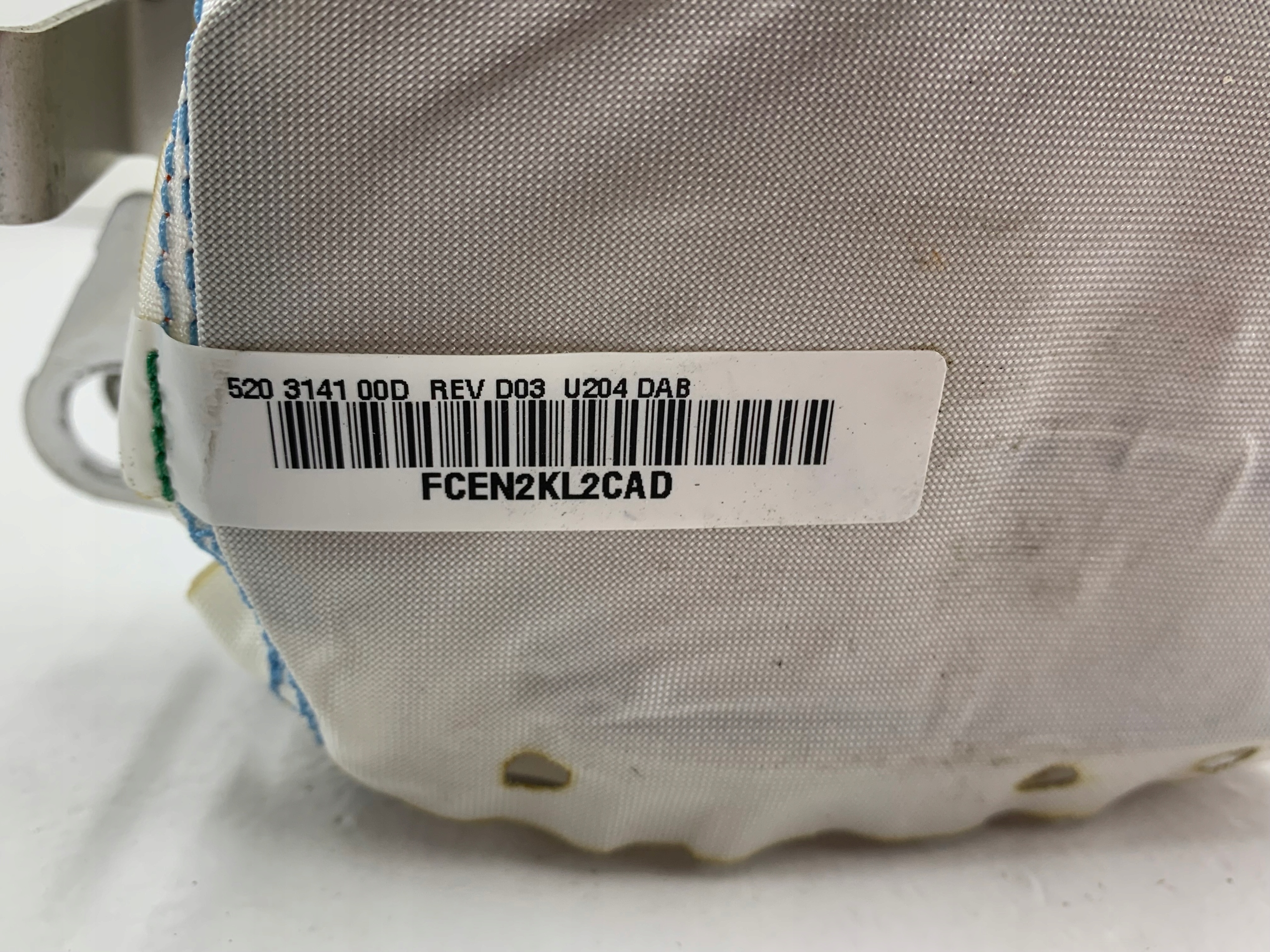 Dodatkowe zdjęcie używanej części: MAZDA TRIBUTE FORD MAVERICK AIRBAG PODUSZKA KIEROWCY 520314100D