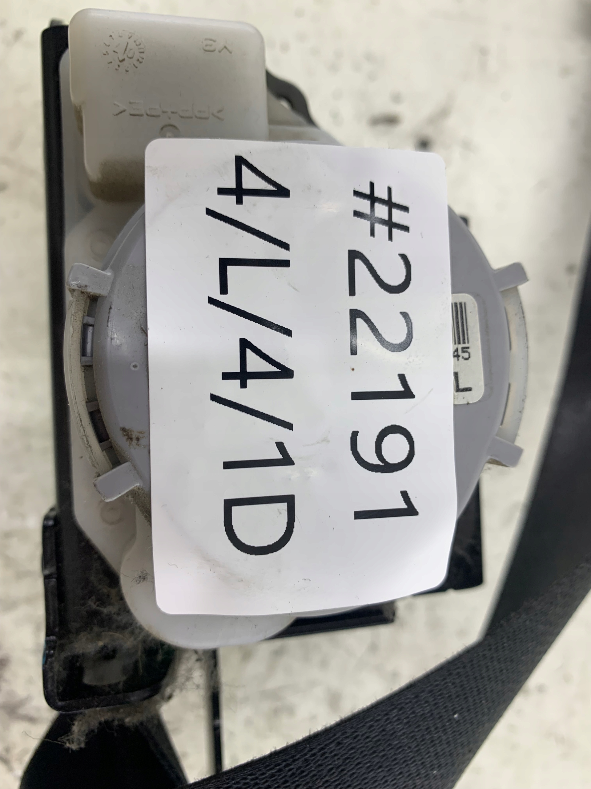 TOYOTA YARIS II PAS BEZPIECZEŃSTWA LEWY PRZÓD - zdjęcie 7