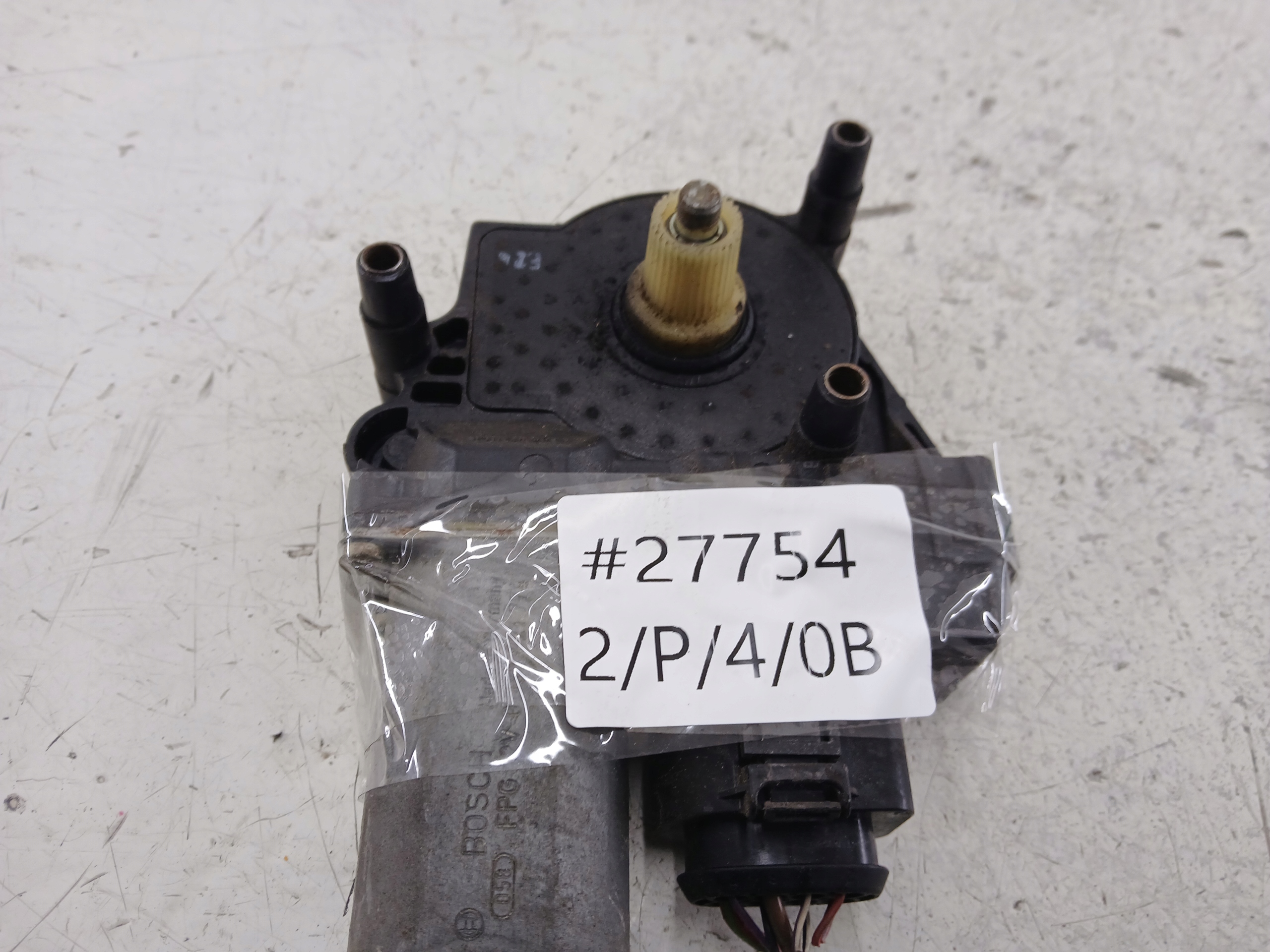 VOLVO V70 S70 SILNICZEK SZYBY PRAWY TYŁ 0130821776 - zdjęcie 6