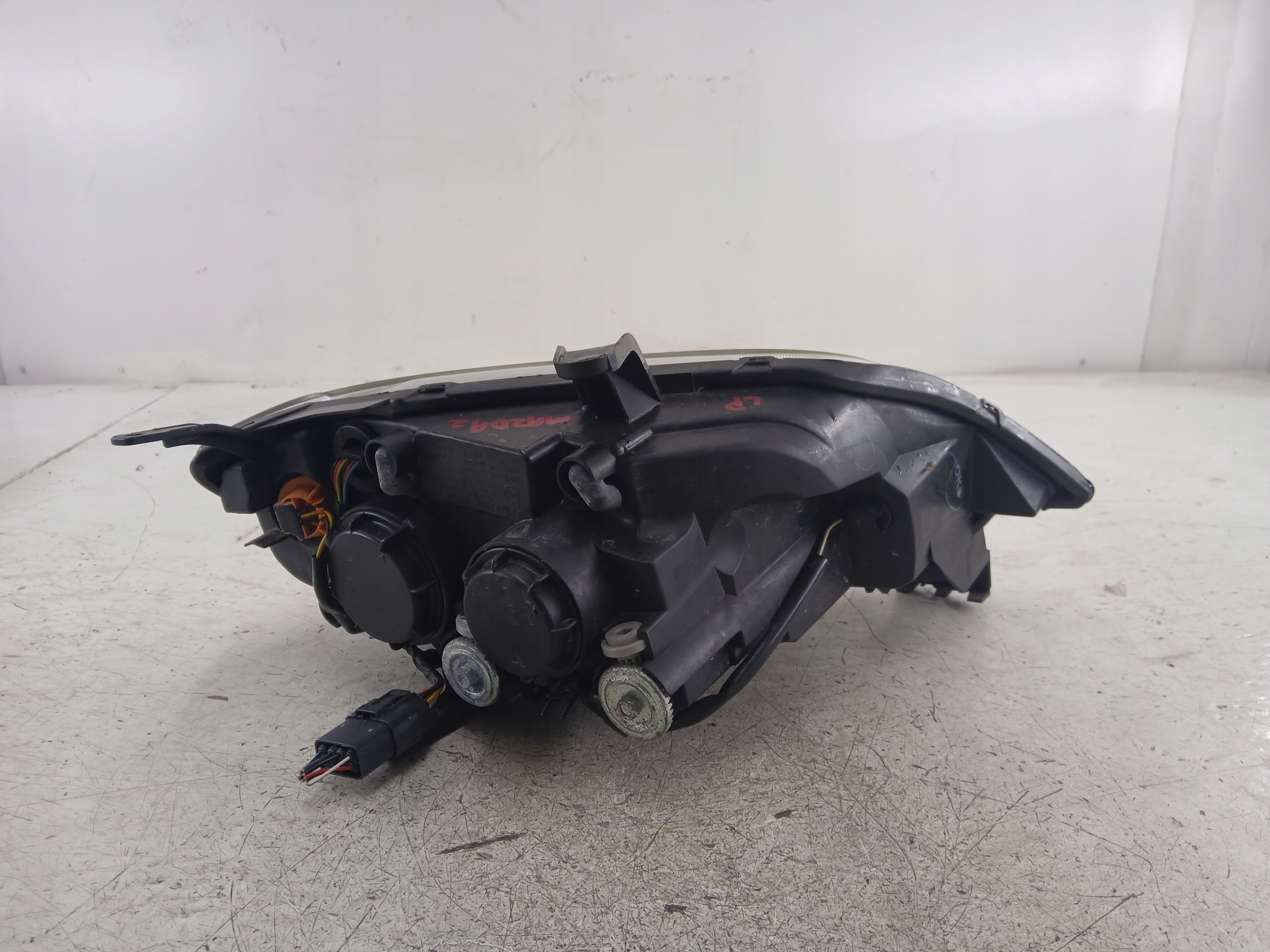 Dodatkowe zdjęcie używanej części: MAZDA 2 DY LIFT LAMPA LEWA PRZÓD