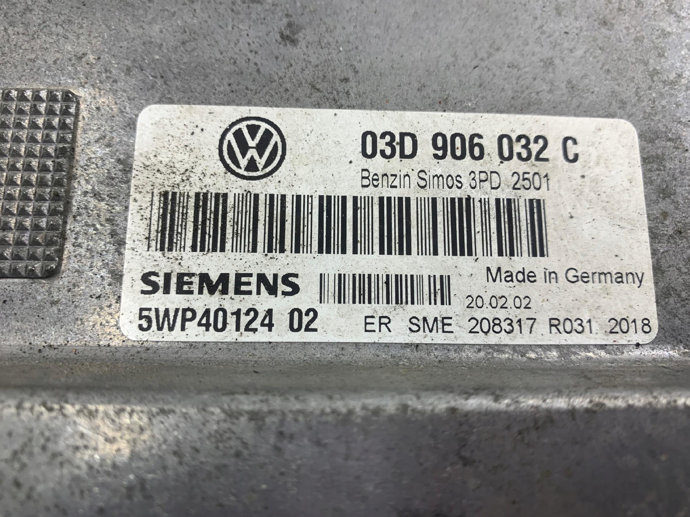 Dodatkowe zdjęcie używanej części: VW POLO 9N 1.2 STEROWNIK SILNIKA 03D906032C