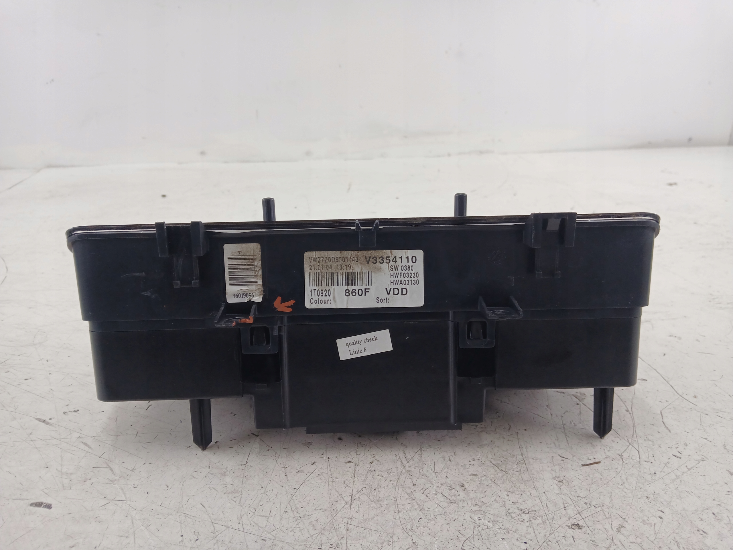 VW TOURAN I 1.6 FSI LICZNIK ZEGARY 1T0920860F - zdjęcie 3