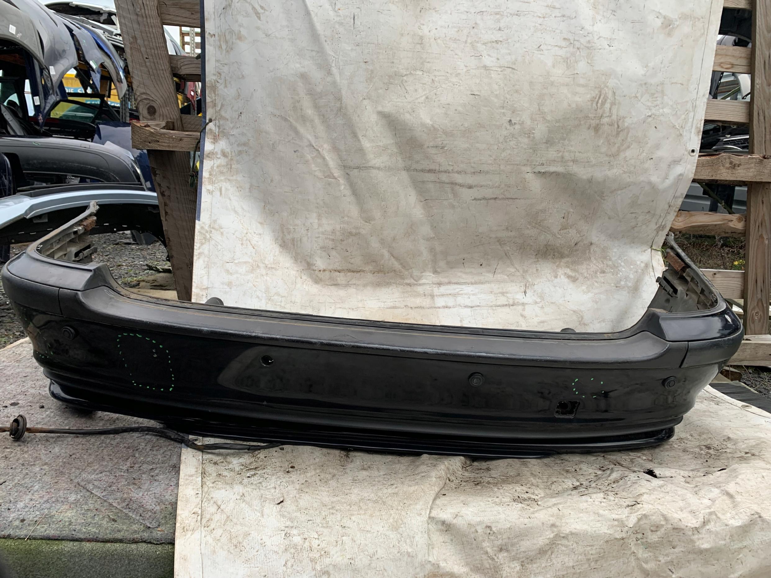 Dodatkowe zdjęcie używanej części: BMW E46 LIFT KOMBI ZDERZAK TYŁ TYLNY PDC SCHWARZ2