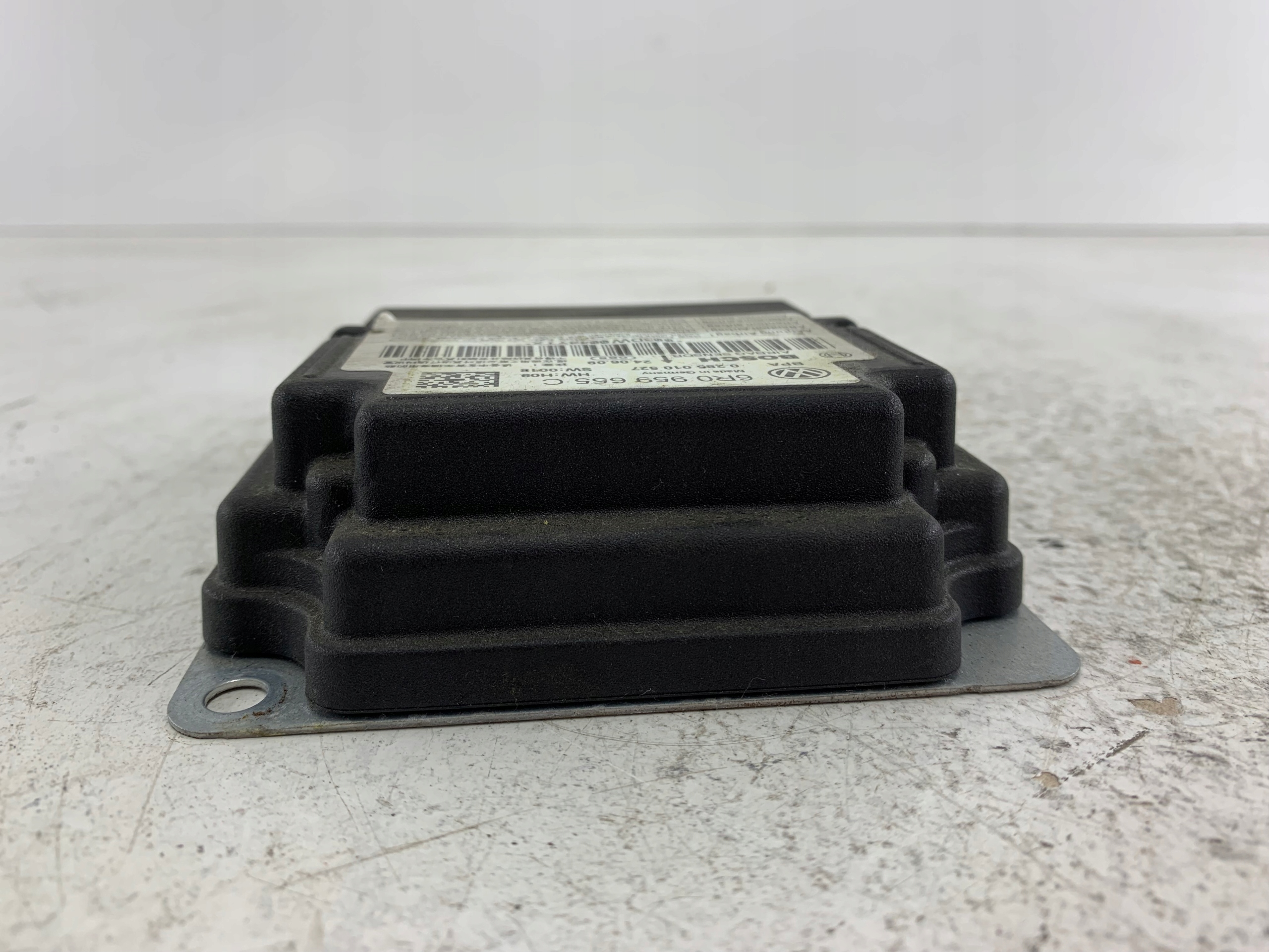 Dodatkowe zdjęcie używanej części: SEAT IBIZA IV MODUŁ SENSOR AIRBAG 6R0959655C
