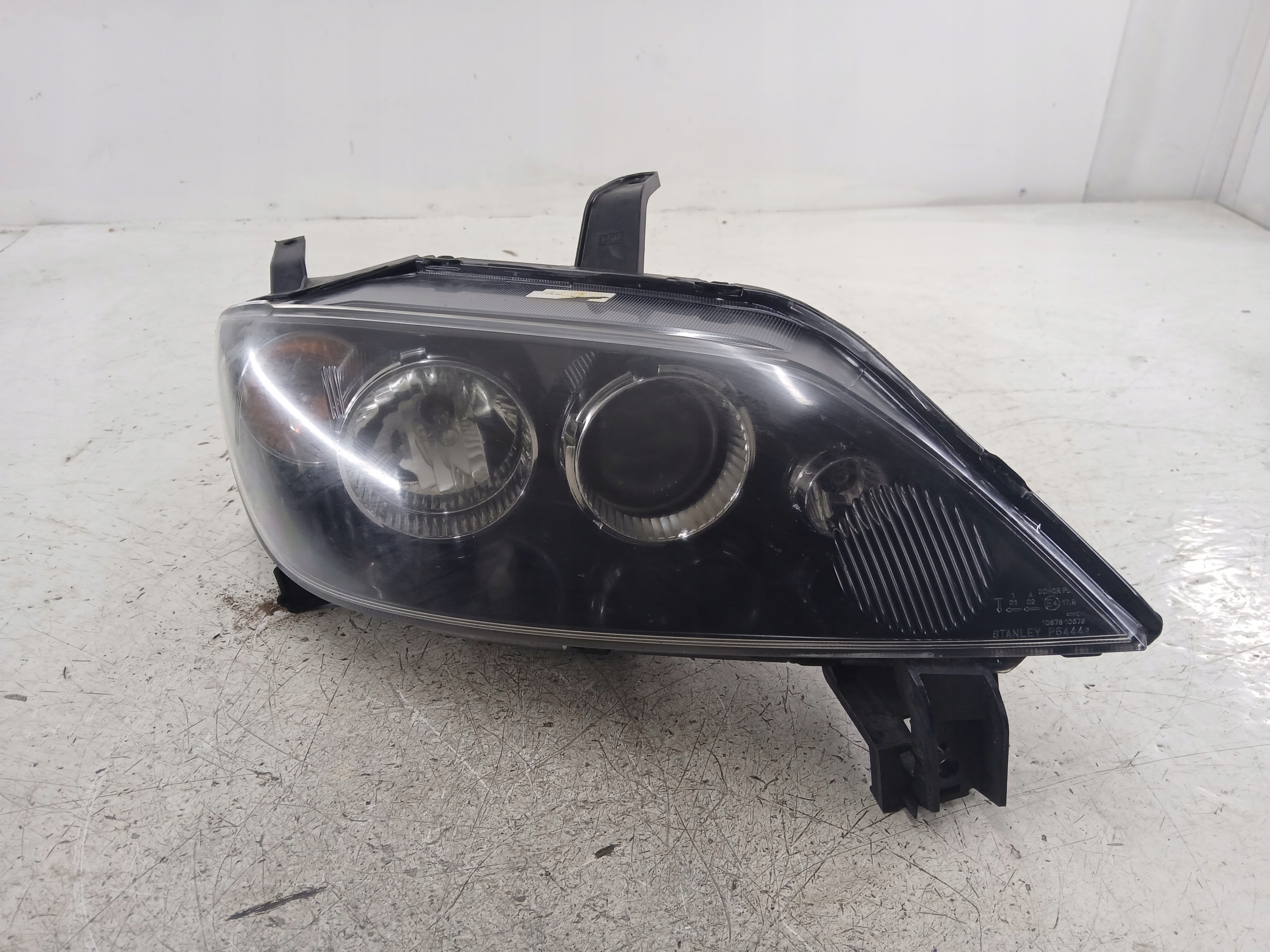 MAZDA 2 DY LIFT LAMPA PRAWA PRZÓD - zdjęcie 3