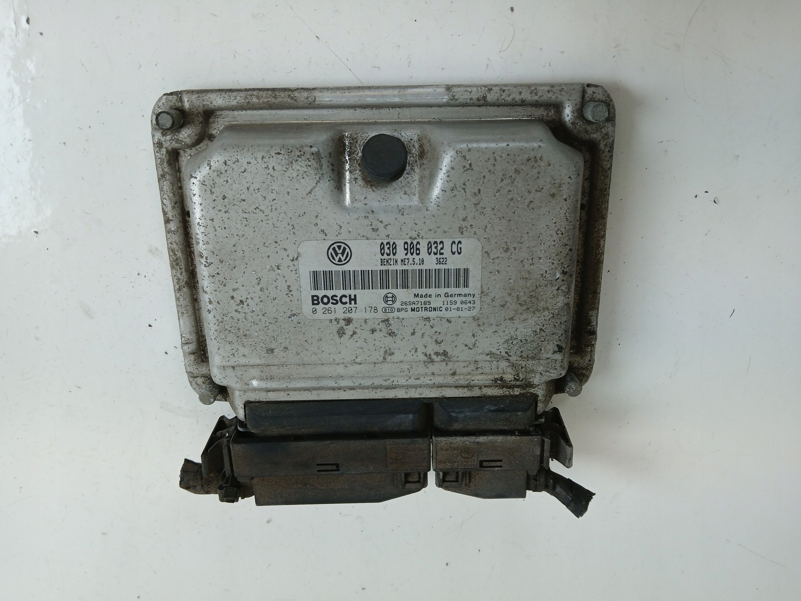 Dodatkowe zdjęcie używanej części: VW POLO III 1.4 STEROWNIK SILNIKA 030906032CG
