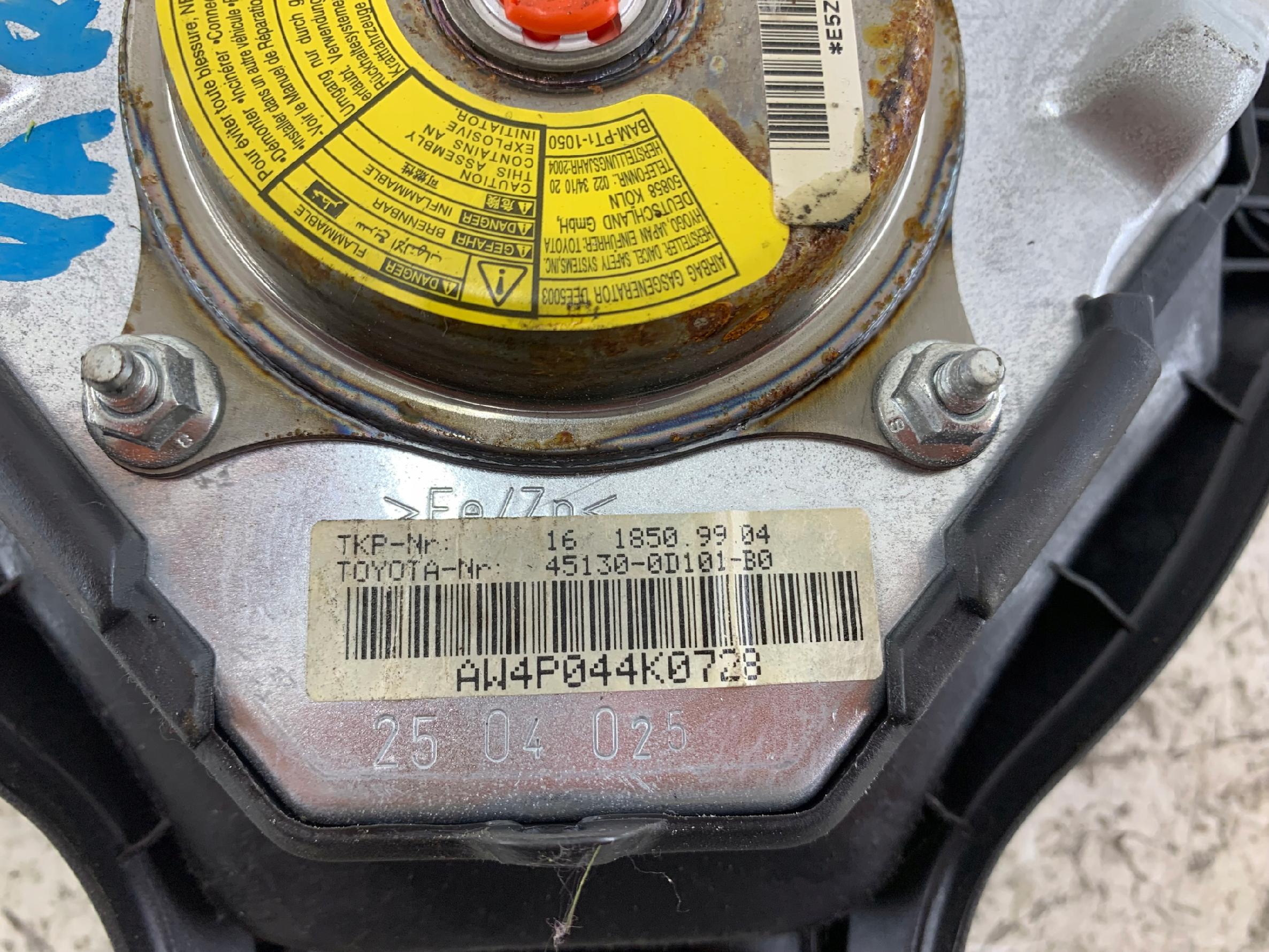 Dodatkowe zdjęcie używanej części: TOYOTA YARIS I LIFT AIRBAG PODUSZKA POWIETRZNA KIEROWCY 45130-0D101