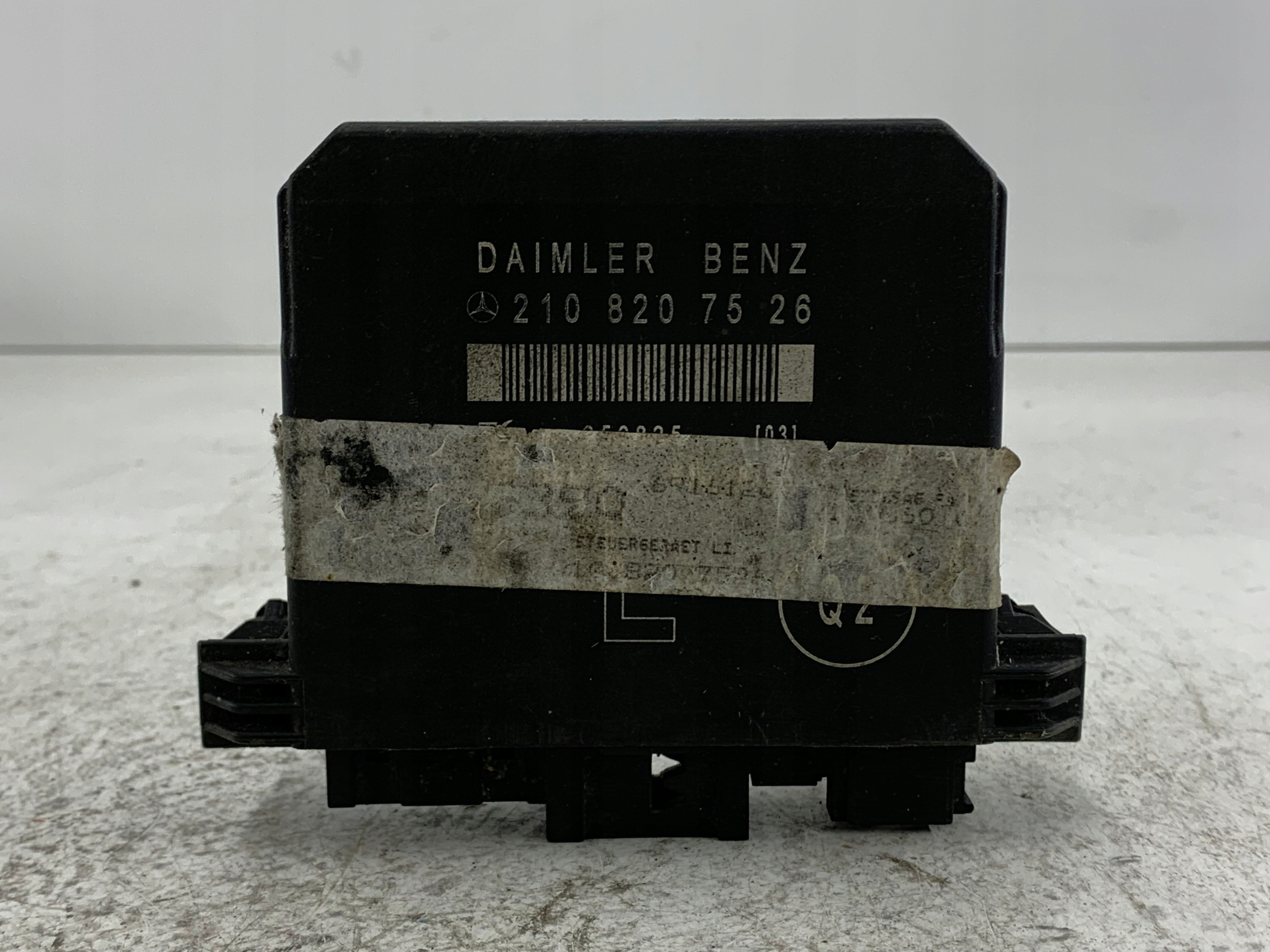 MERCEDES W210 MODUŁ DRZWI LEWY PRZÓD 2108207526 - zdjęcie 3