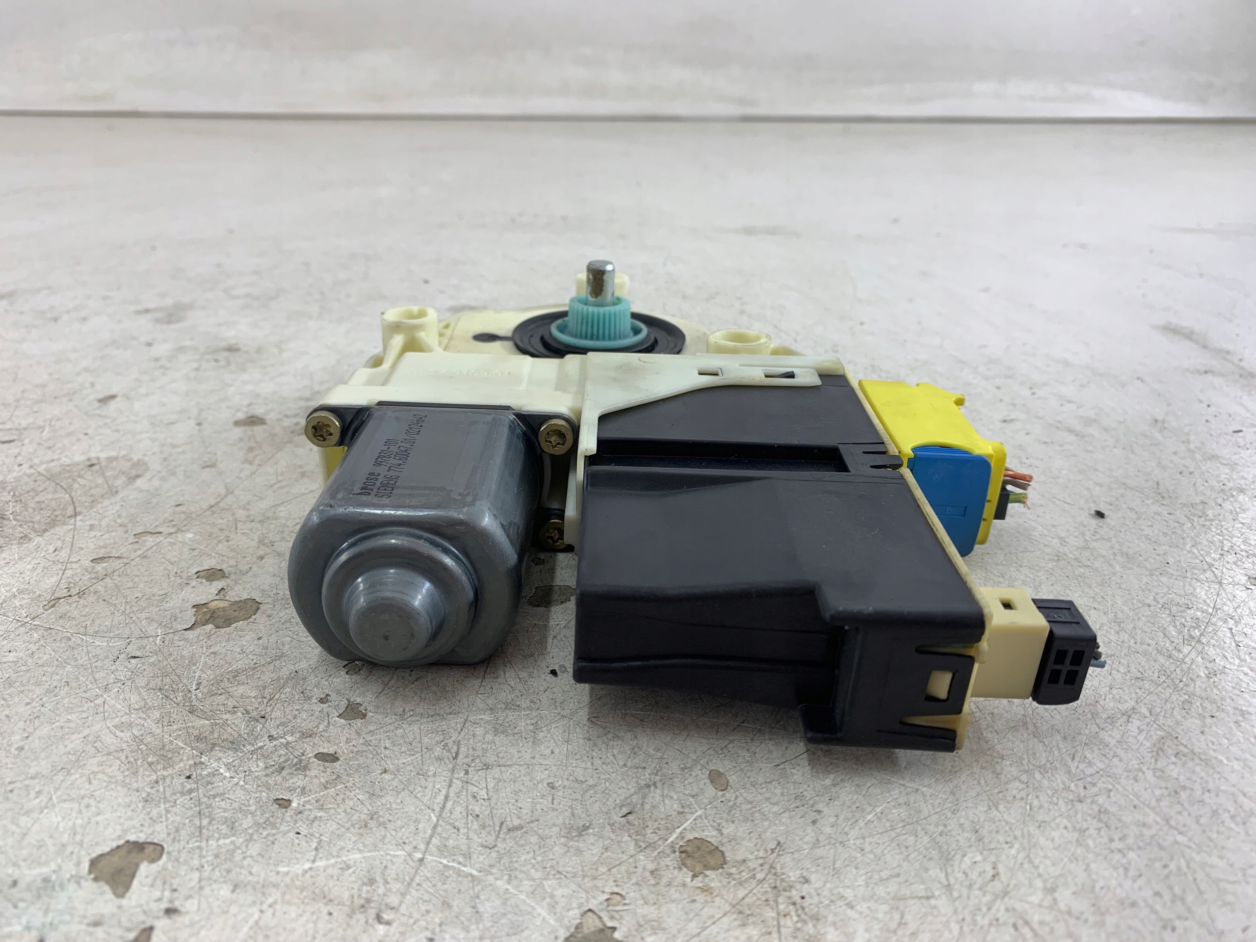 CITROEN C4 I SILNICZEK SZYBY PRAWY PRZÓD 996388-101 - zdjęcie 3