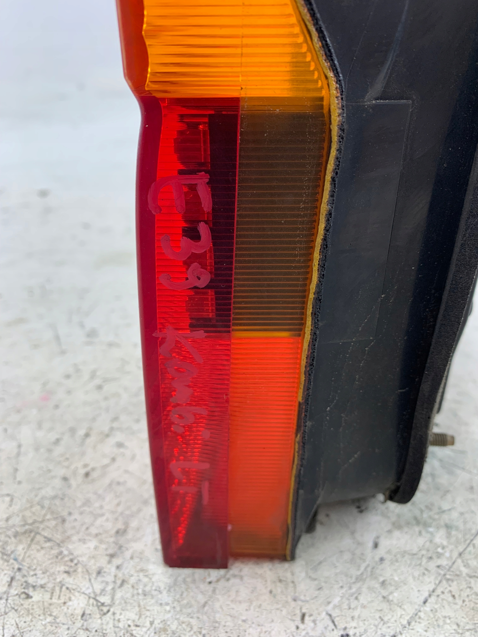 BMW E39 KOMBI TOURING LAMPA LEWA TYŁ 6900213 - zdjęcie 5