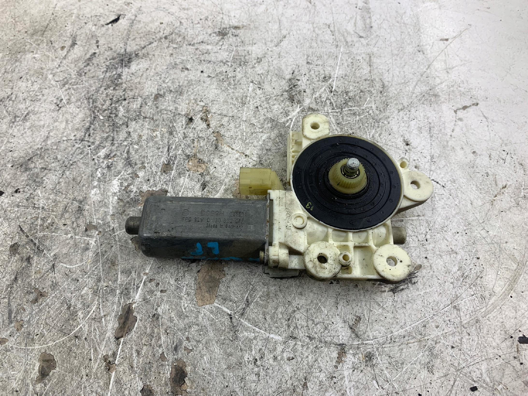 MERCEDES W168 SILNICZEK SZYBY LEWY PRZÓD 0130822016 - zdjęcie 4